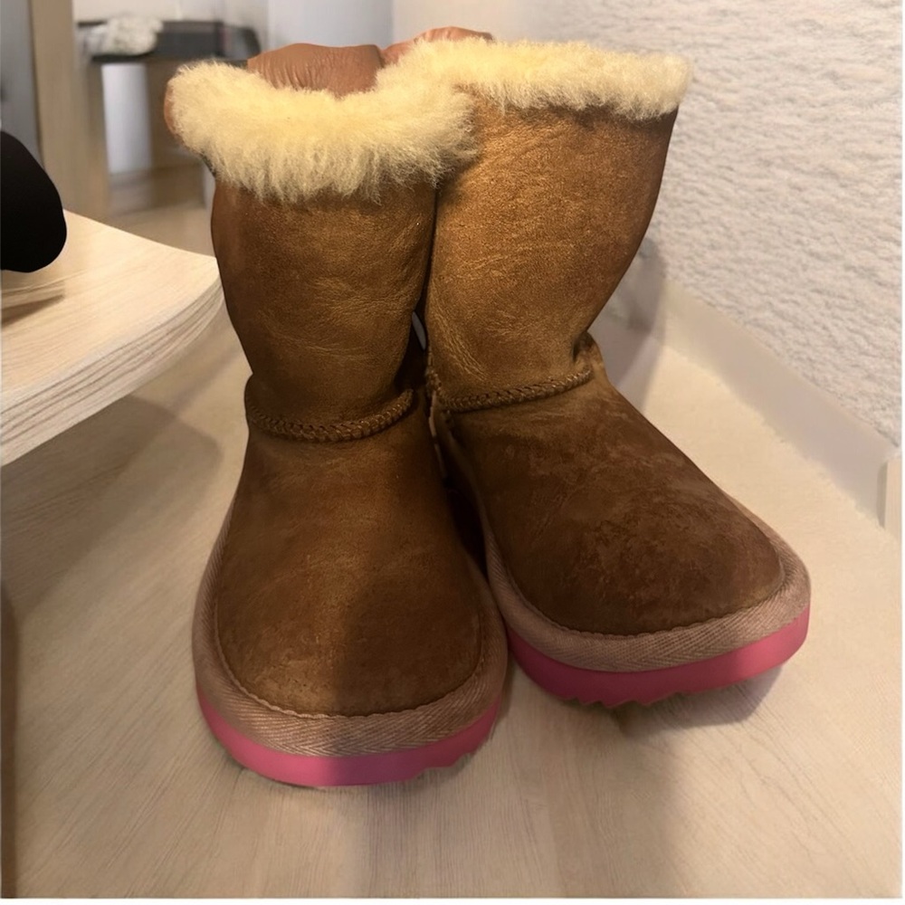 UGG Bailey Bow Boots